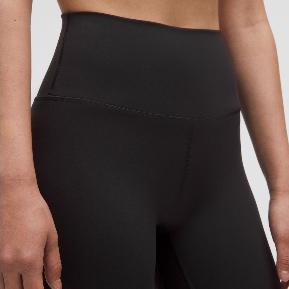 Lululemon’s Align HR Pant 28” - Picture 4 of 5